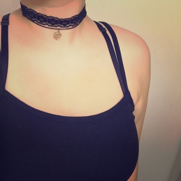 BUNDLE SALE 3 Chockers !😱 - Picture 1 of 3